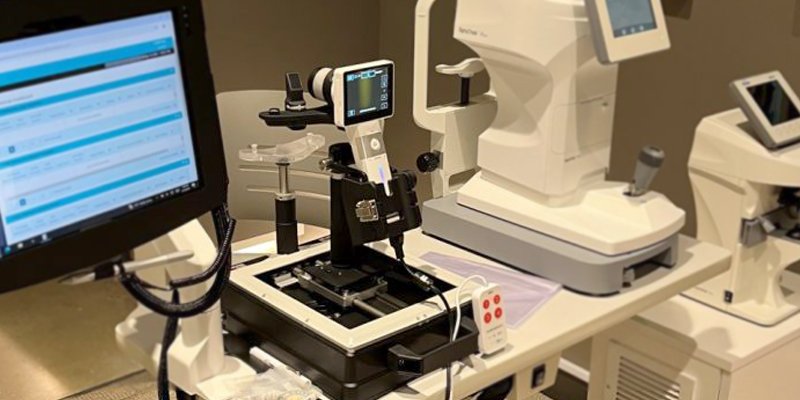 DSC 300 Digital Slit Lamp Kit